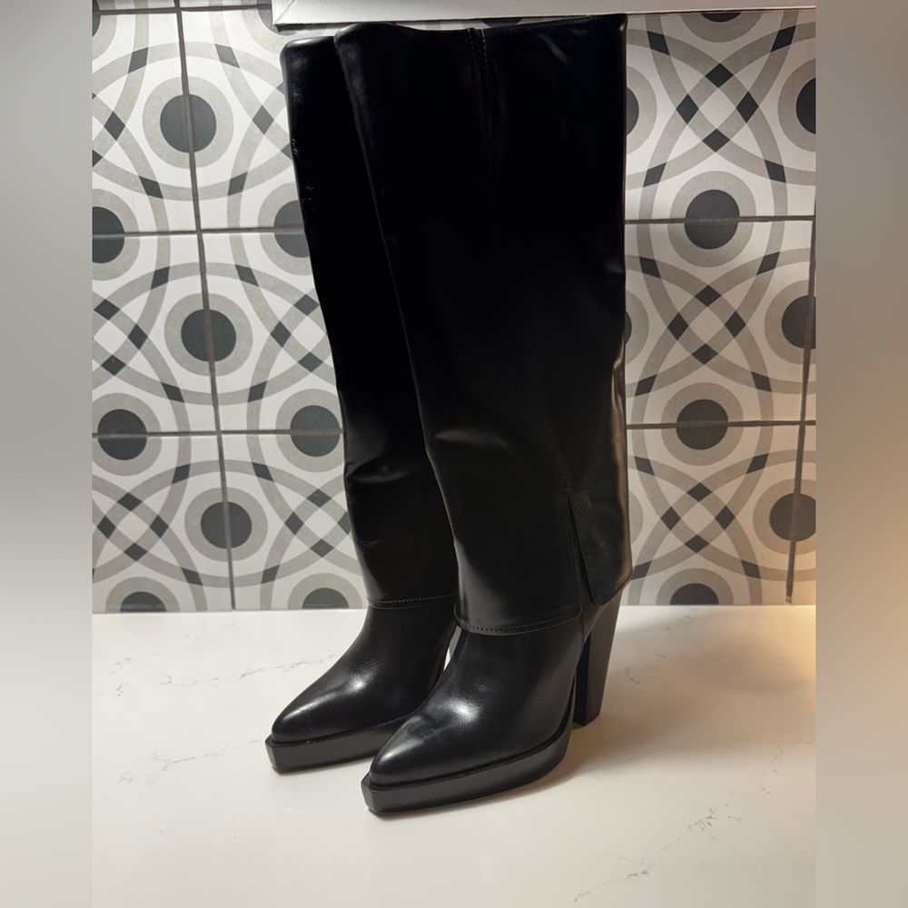Vince Camuto Black Knee-High Boots – Size 8.5